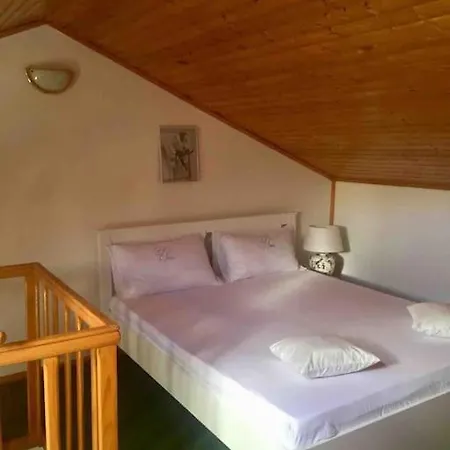 Milka Apartment *